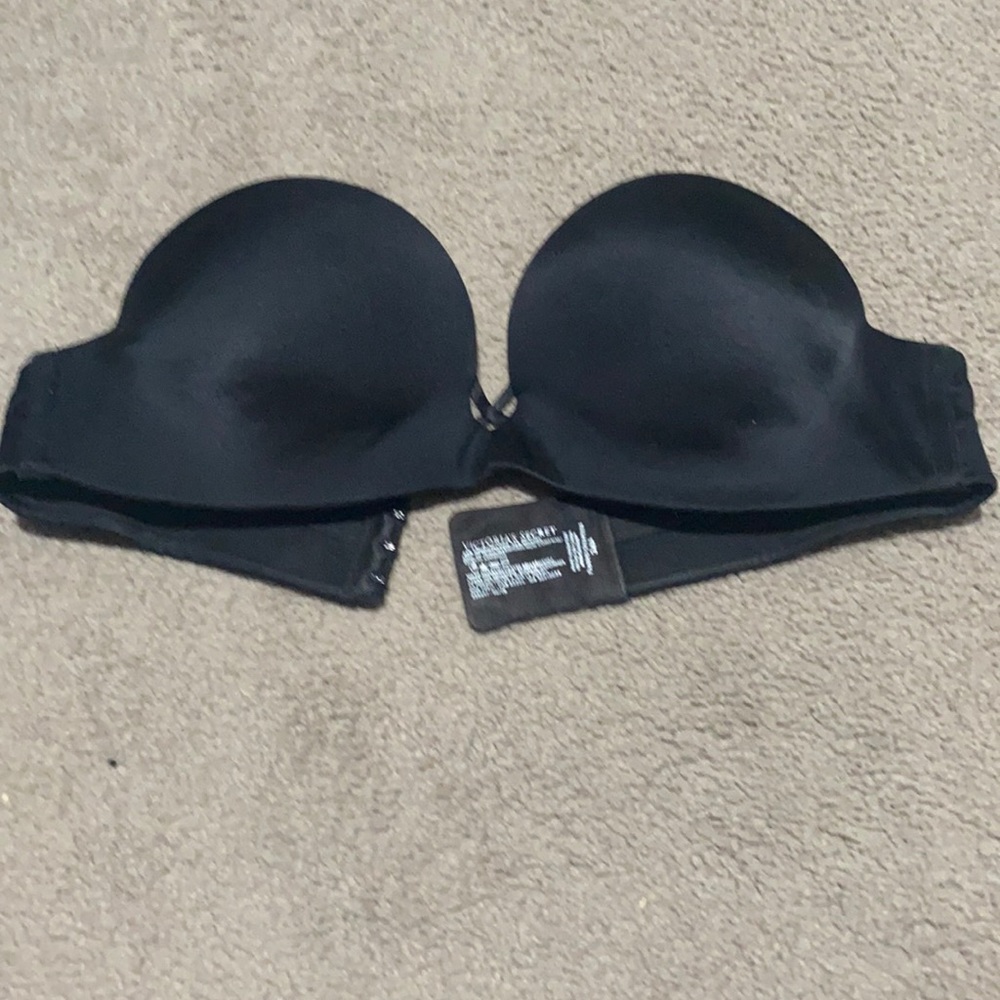 Victoria Secret Bombshell Strapless Bra